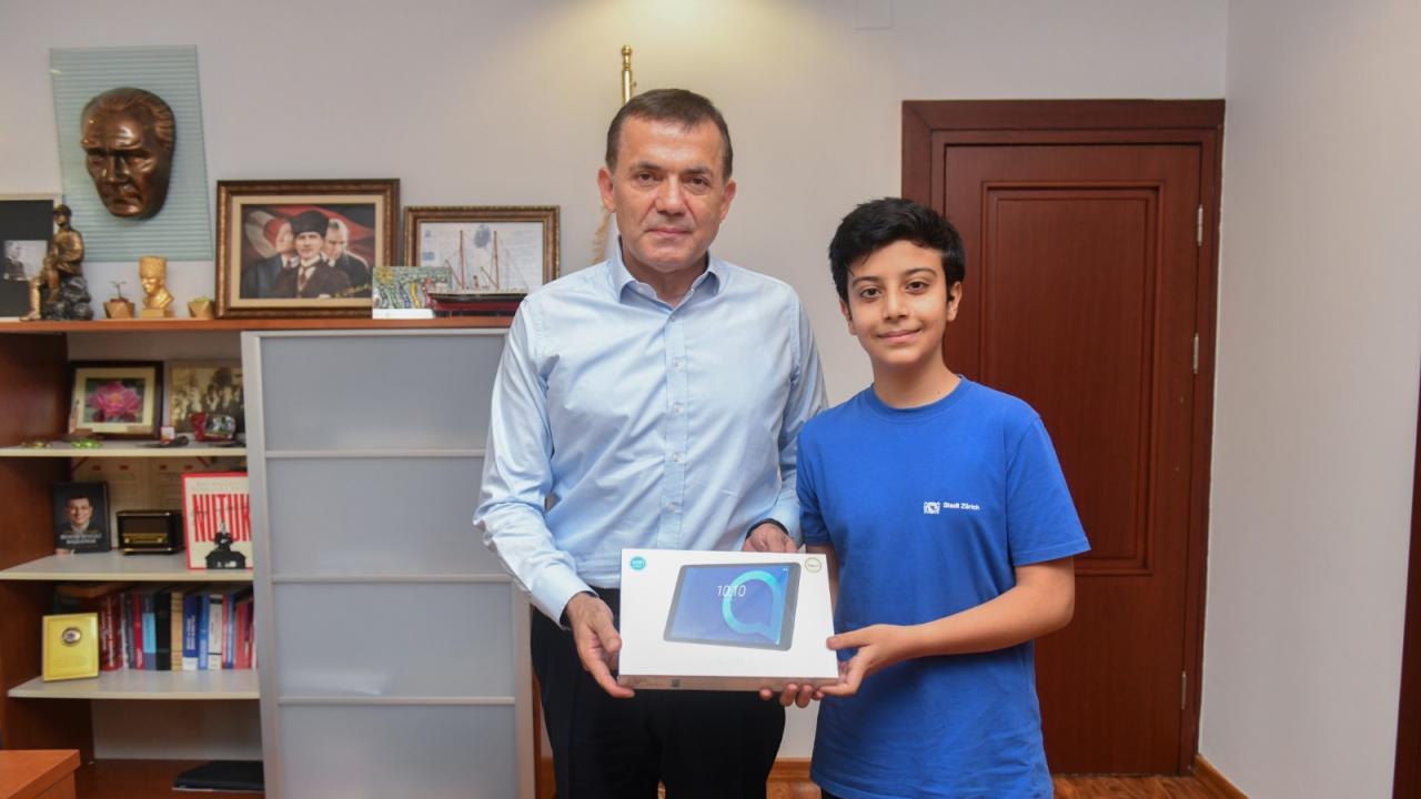 LGS birincisinden Başkan Özyiğit’e ziyaret