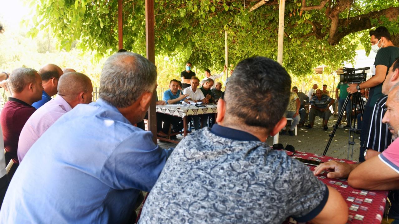 Başkan Özyiğit, Emirler için hazırladıkları projeyi mahalleliyle paylaştı