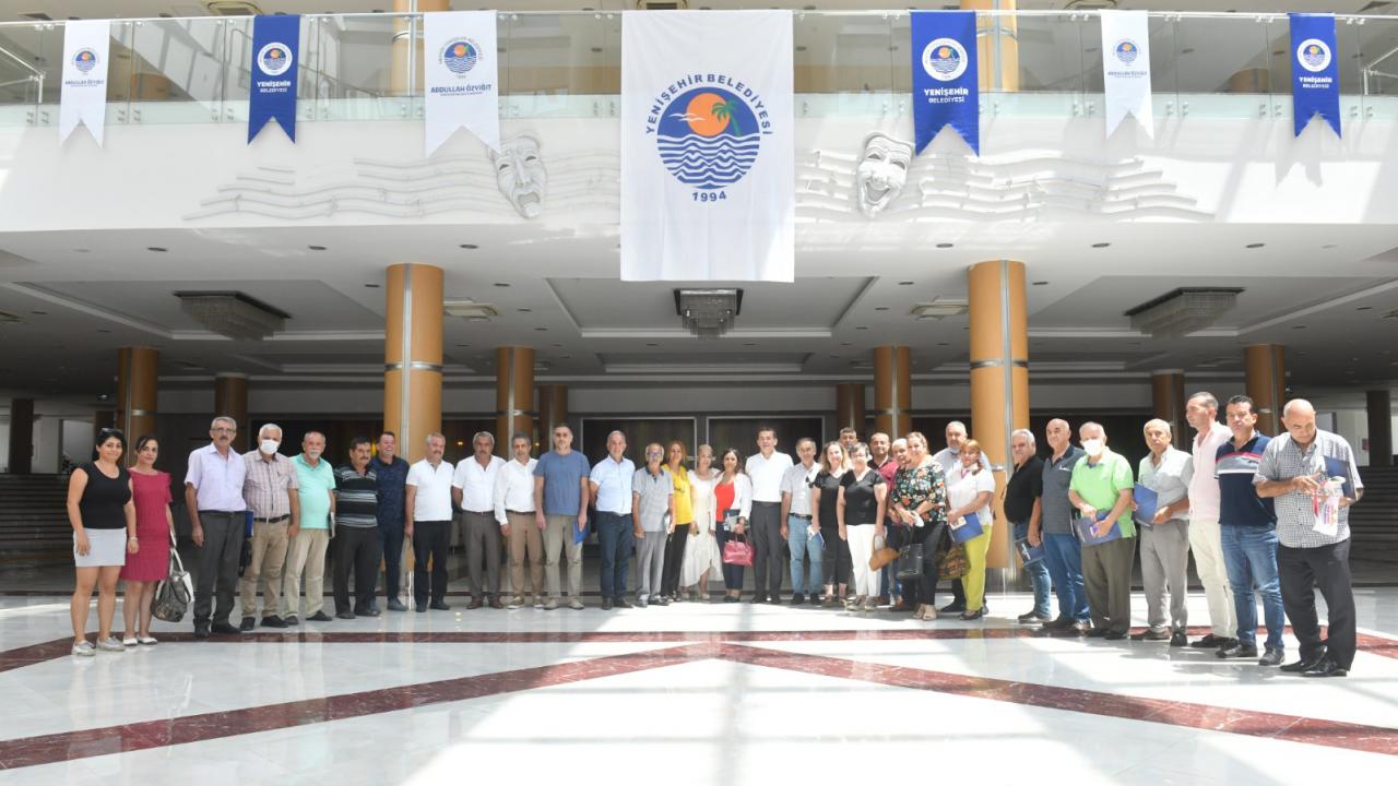 Başkan Özyiğit, muhtarlarla bir araya gelmeye devam ediyor