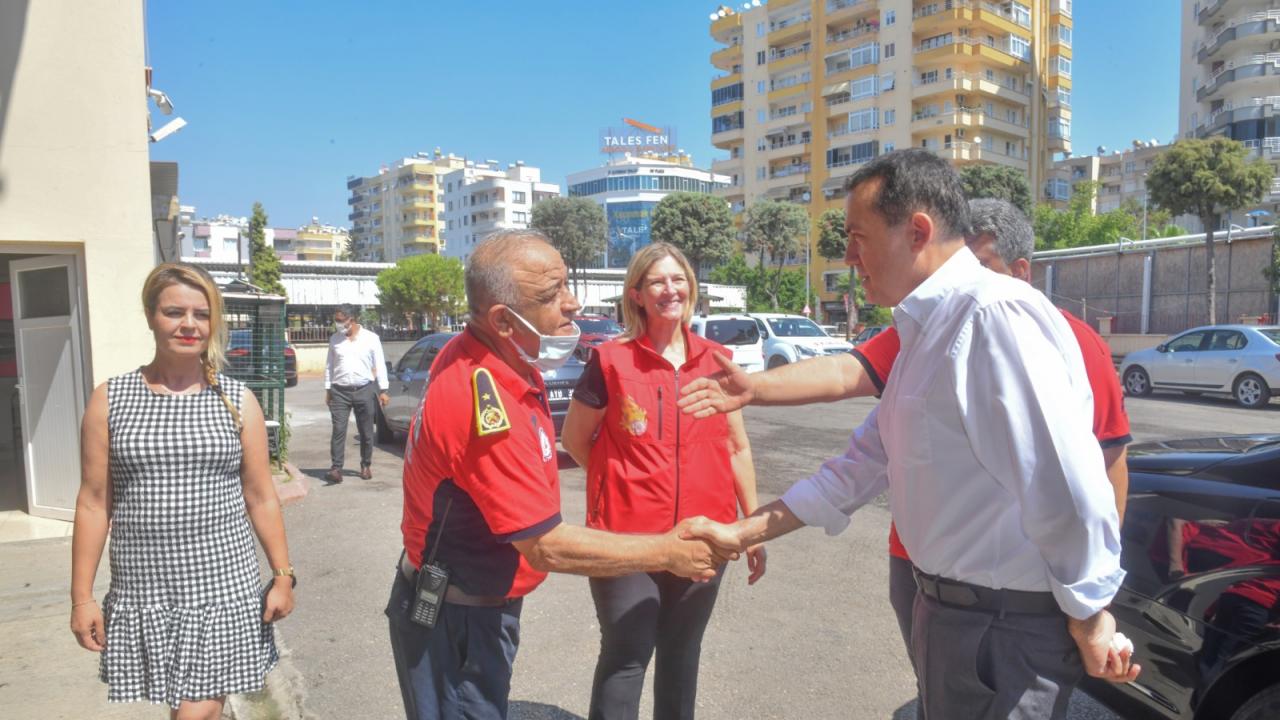 Başkan Özyiğit’ten itfaiye ekiplerine teşekkür ziyareti