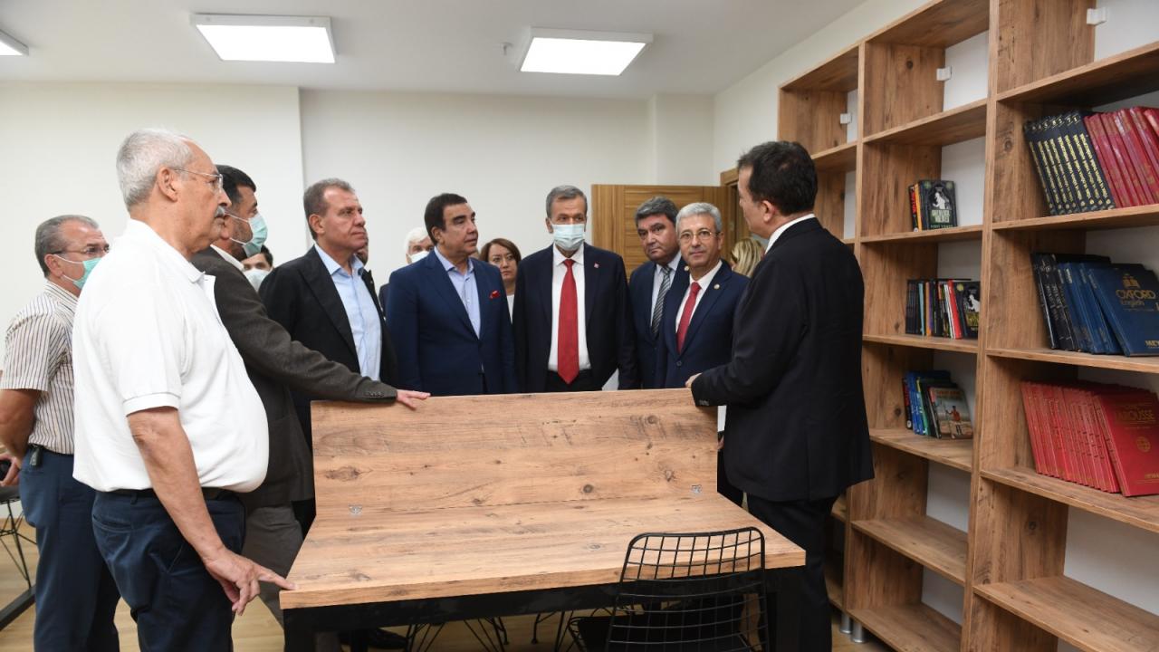 Yenişehir Belediyesi erkek öğrenci yurdunu hizmete açtı