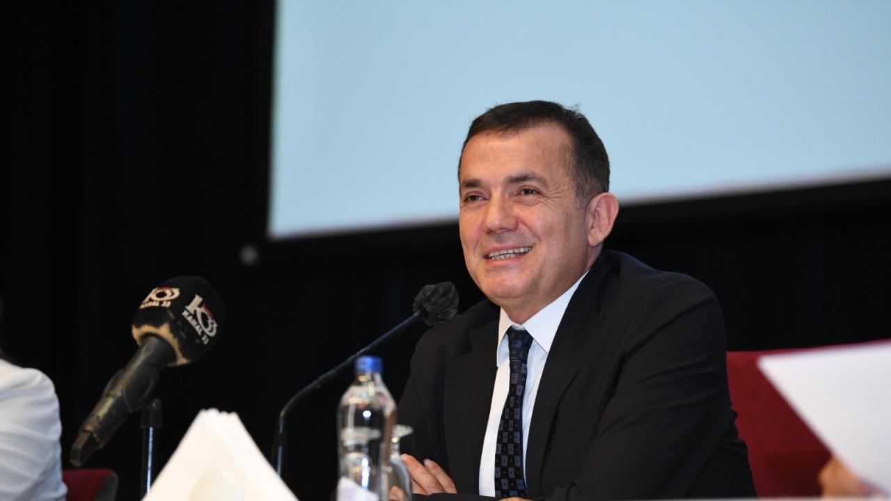 Başkan Özyiğit, “Üniversite öğrencilerimiz için eğitim desteği başvurularımız devam ediyor”
