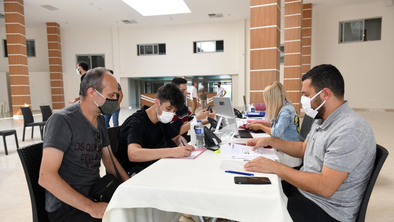 Yenişehir Belediyesi 400 üniversitelinin daha barınma sorununu ortadan kaldırdı