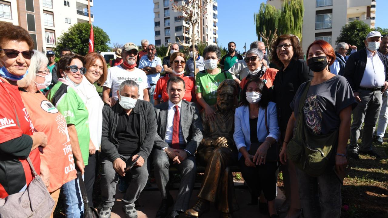 Hayrettin Karaca Anıtı Yenişehir’de açıldı