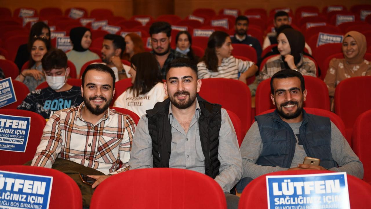 Yenişehir Komedi Oyunları Festivali başladı 