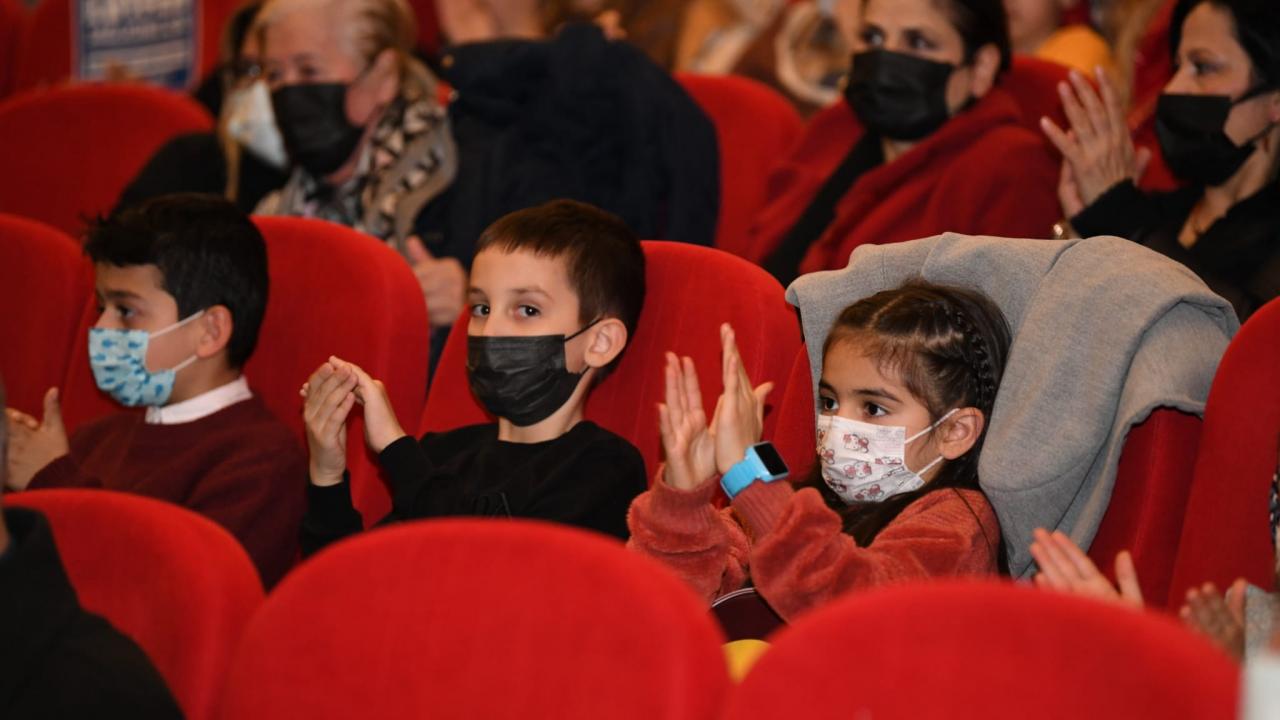 Yenişehir Belediyesinin kurtuluş günü programına yoğun ilgi