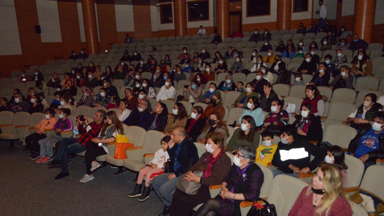 Yenişehir Belediyesi 8 Mart etkinlikleriyle farkındalık yarattı