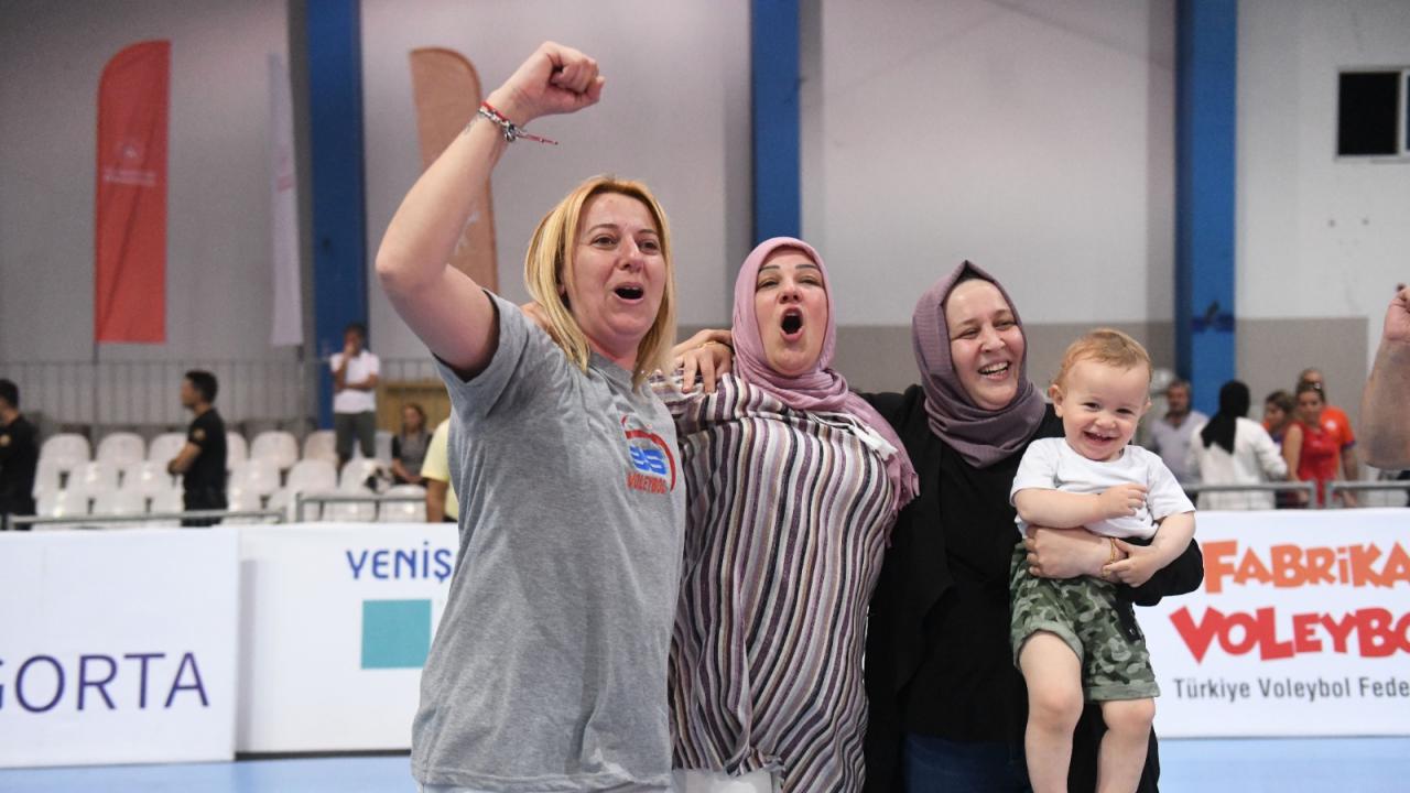 Festival Voleybol heyecanı devam ediyor 