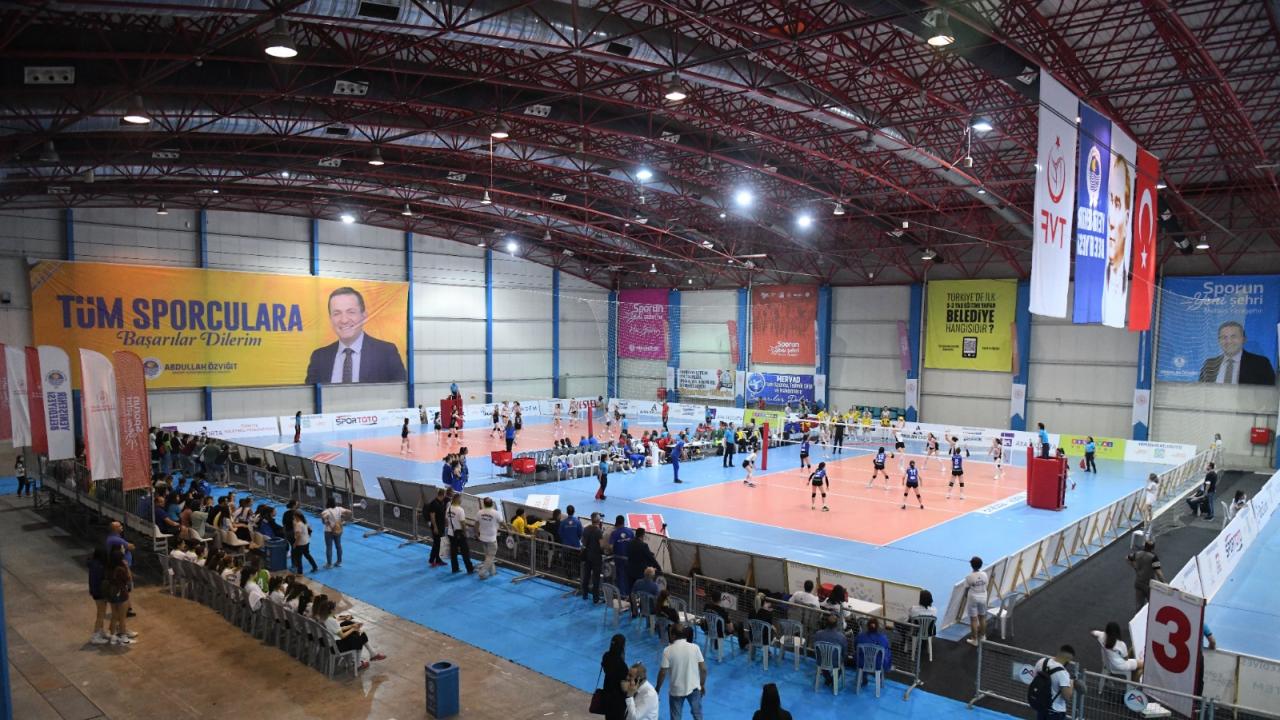 Voleybol Festivali Yenişehir’de başladı