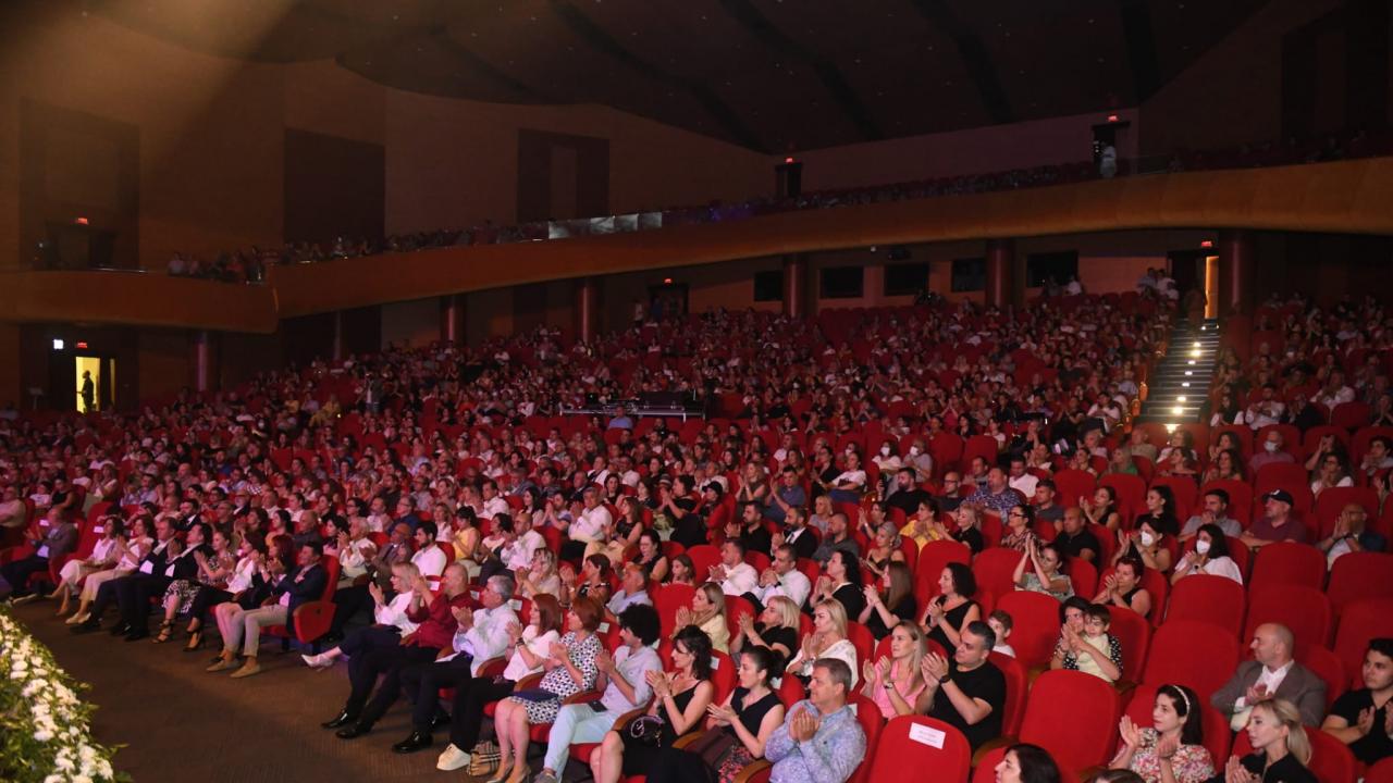 Başkan Özyiğit “Islak Islak” şarkısıyla eşitliğe ses verdi 