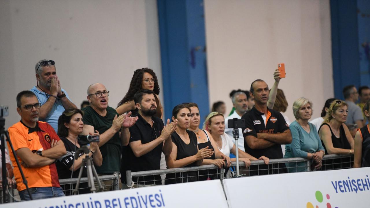 Festival Voleybol heyecanı kaldığı yerden devam ediyor