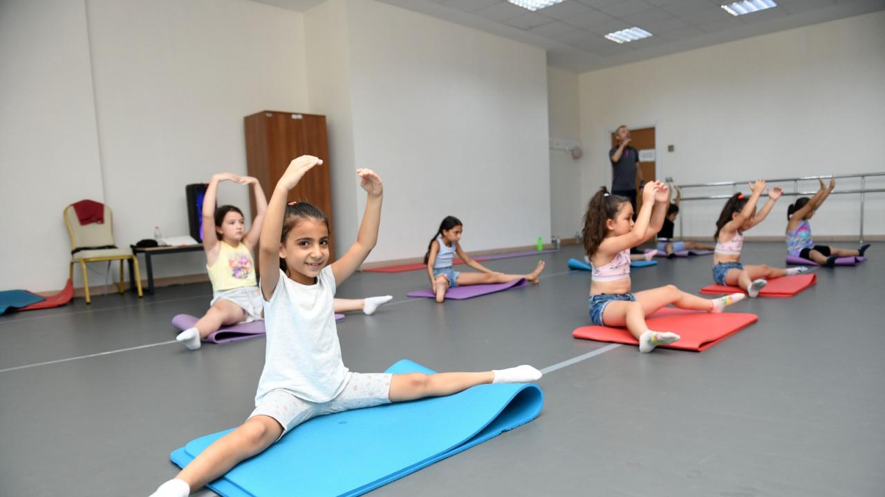 Yenişehir Belediyesi yaz okulu sanat kursları başladı