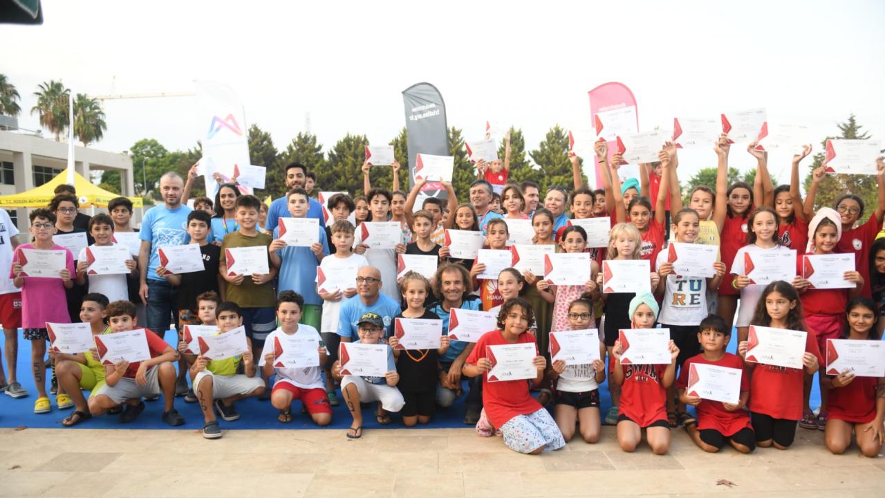 Aquatlon yarışlarında 86 sporcunun 36’sı Yenişehir Belediyesi adına yarıştı