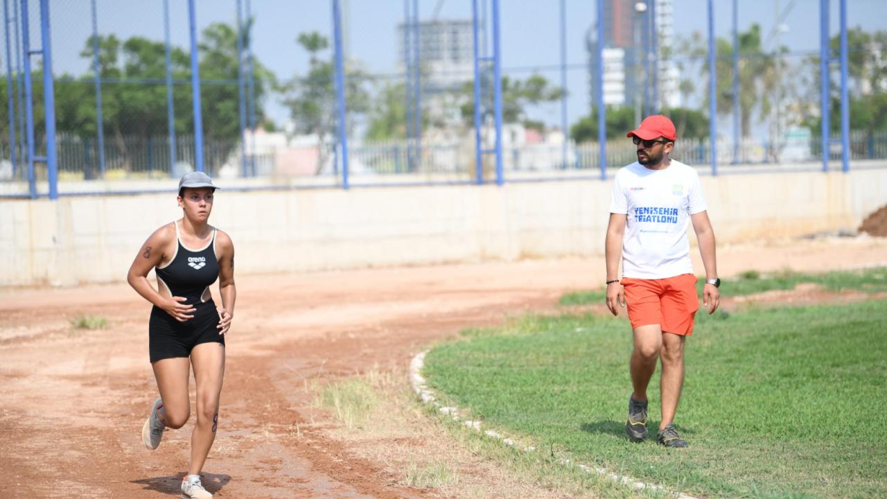 Aquatlon yarışlarında 86 sporcunun 36’sı Yenişehir Belediyesi adına yarıştı