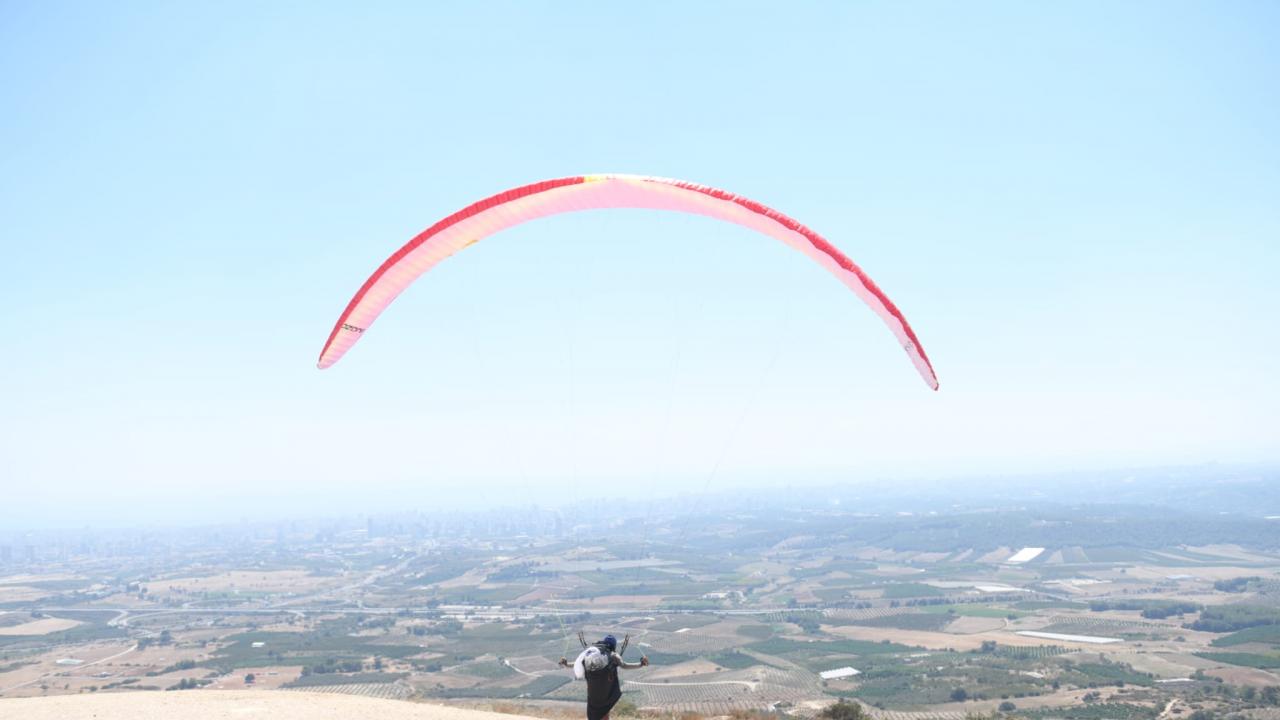 Yenişehir Gelincik Tepesi hava sporlarının merkezi haline geliyor