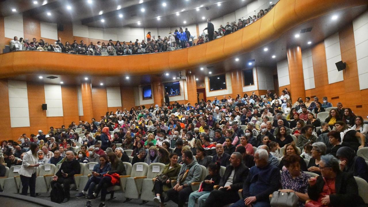 2.Yenişehir Komedi Oyunları Festivali başladı