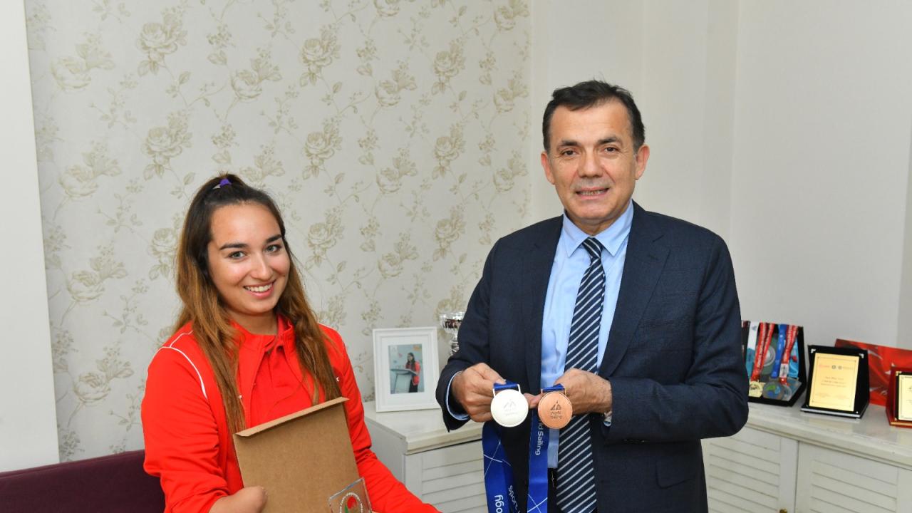 Başkan Özyiğit’ten Miray Ulaş’a tebrik ziyareti 
