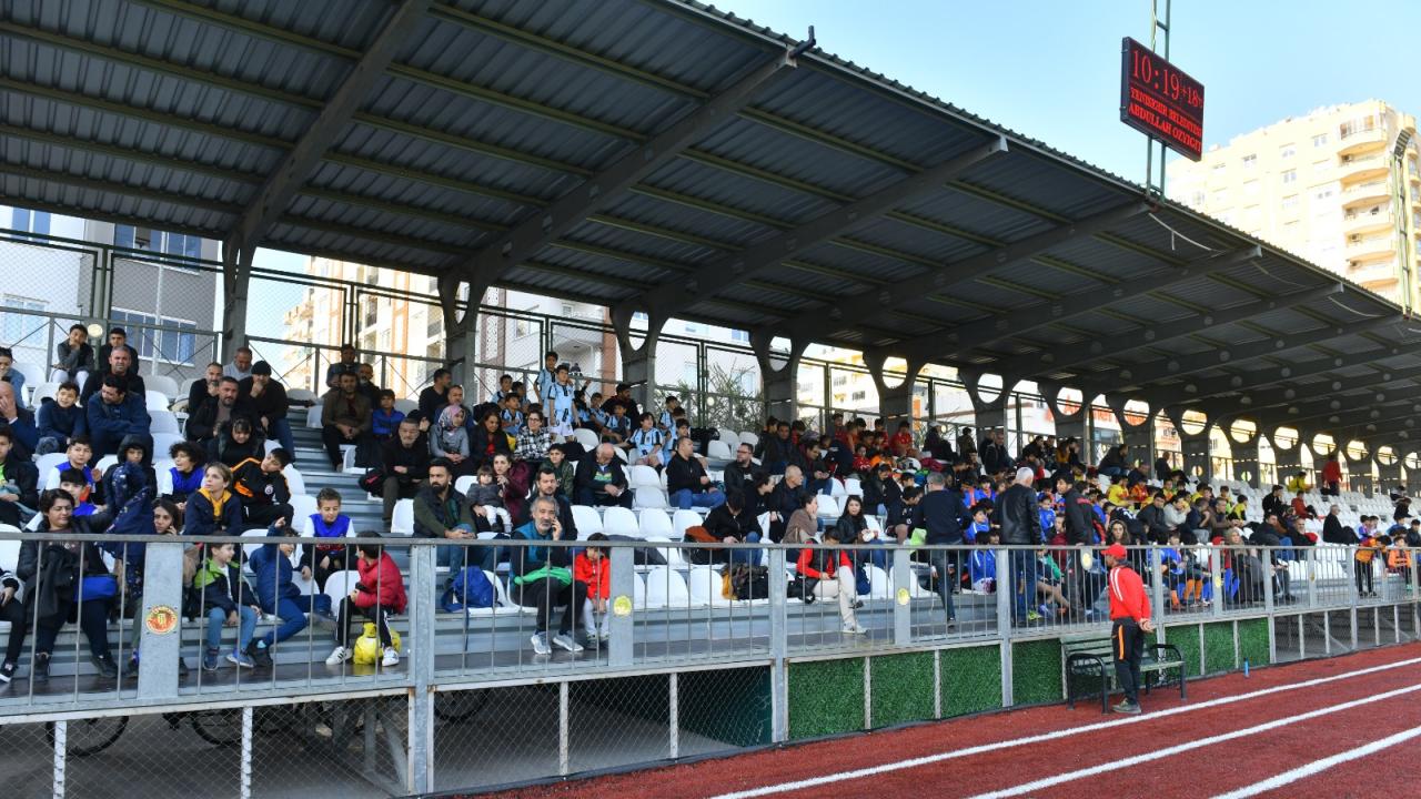 Yenişehir Belediyesi Geleneksel U12 Futbol Turnuvası başladı 