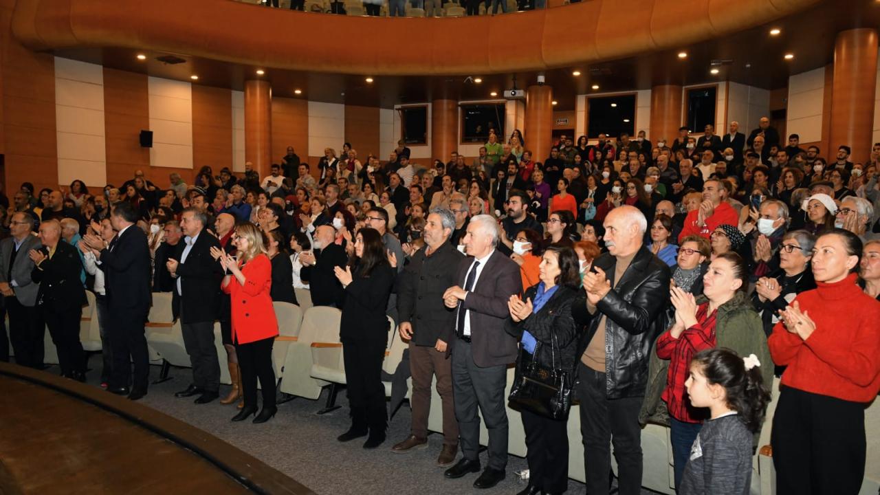 Yenişehir Belediyesi Nazım Hikmet’i unutmadı