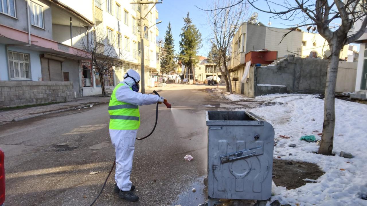 Yenişehir Belediyesi dezenfeksiyon ekipleri afet bölgesinde