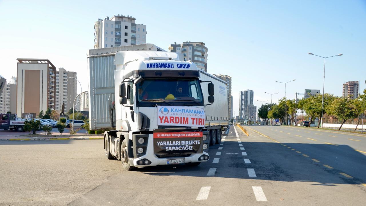 Yenişehir Belediyesinin yardım tırları bölgeye gönderildi