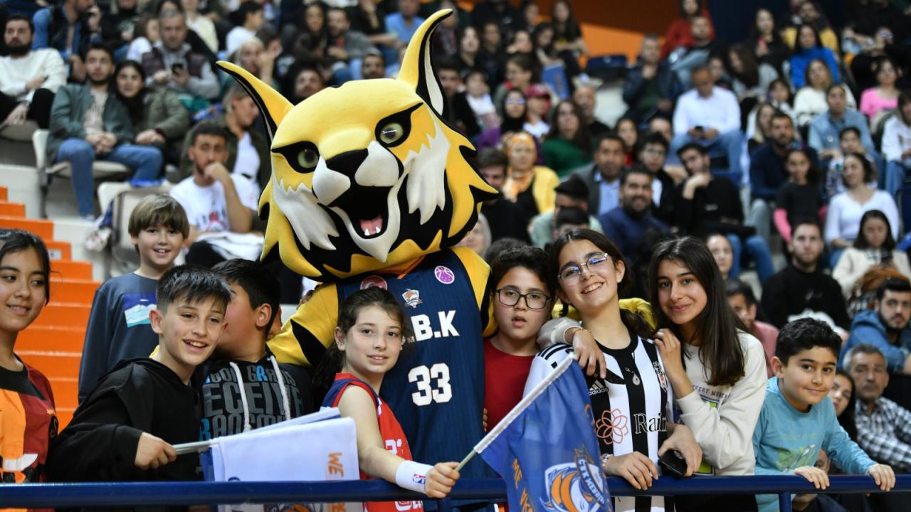 ÇBK Mersin Yenişehir Belediyesi Avrupa’nın en büyük kupasında dörtlü finalde