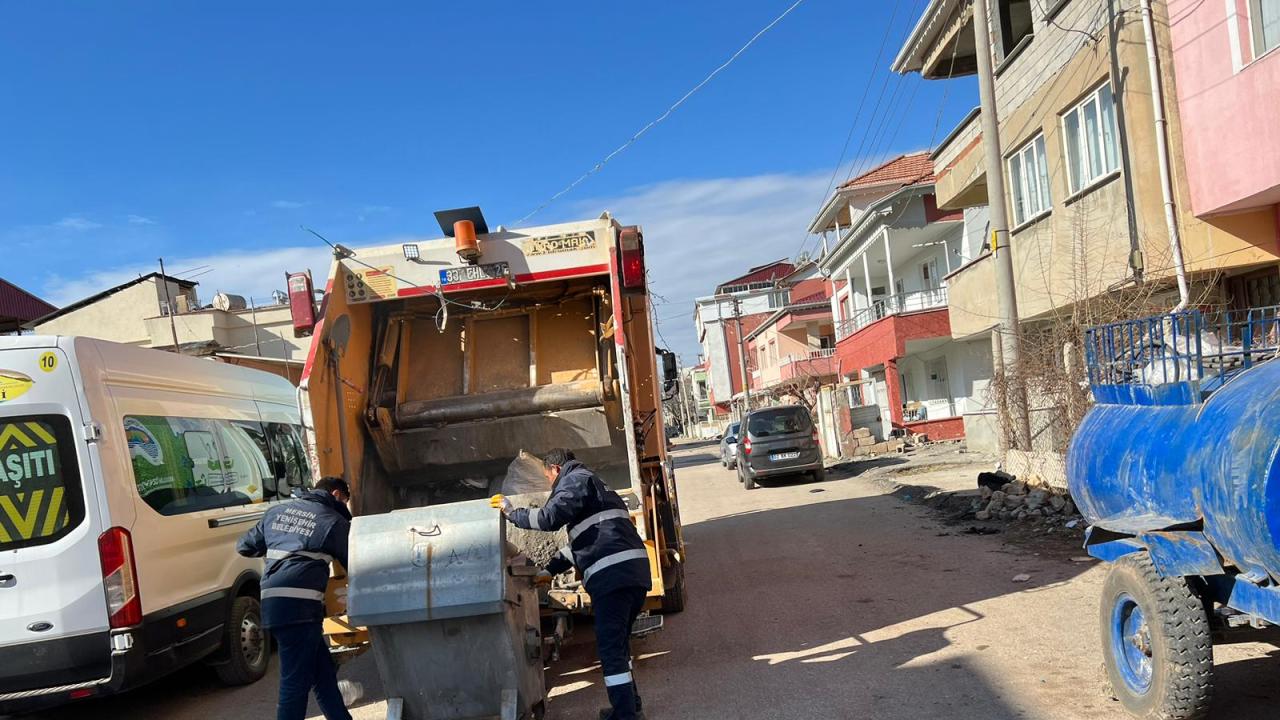 Yenişehir Belediyesi temizlik işleri ekipleri şimdi de Adıyaman’da 