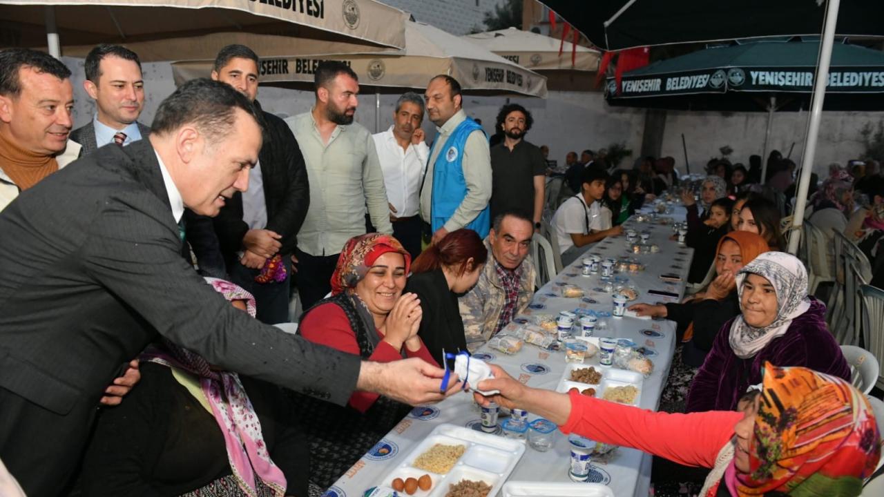 Başkan Abdullah Özyiğit, Değirmençaylılarla iftar sofrasında buluştu