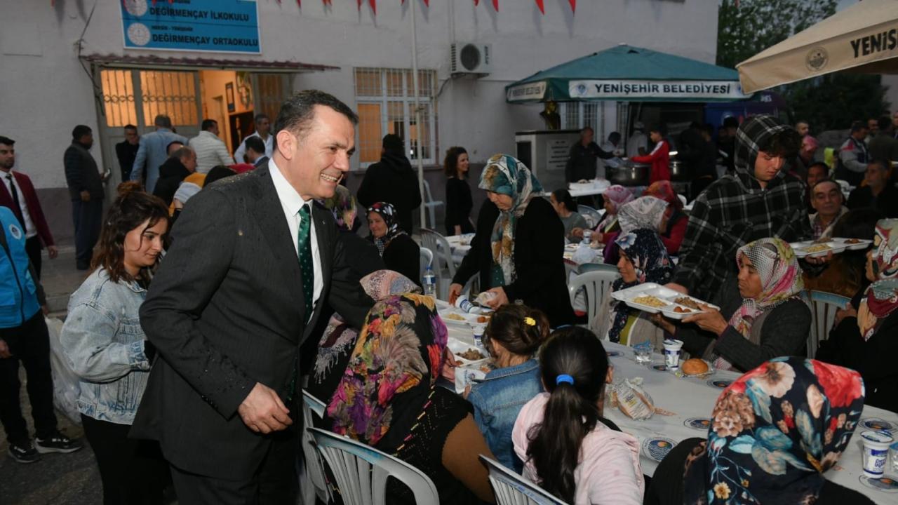 Başkan Abdullah Özyiğit, Değirmençaylılarla iftar sofrasında buluştu