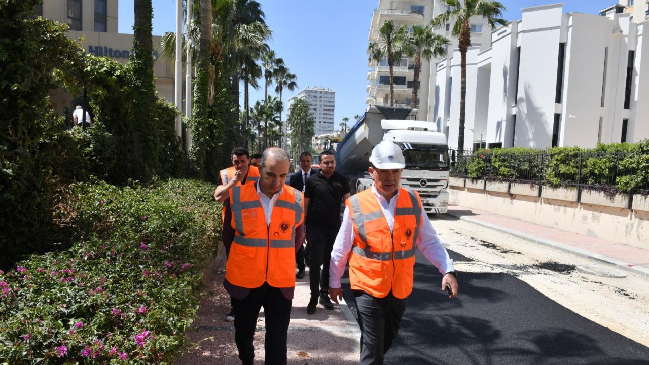 Yenişehir Belediyesi yol yapım ve onarım çalışmalarını sürdürüyor