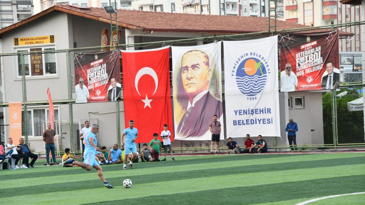 19 Mayıs Veteranlar Futbol Turnuvası sona erdi