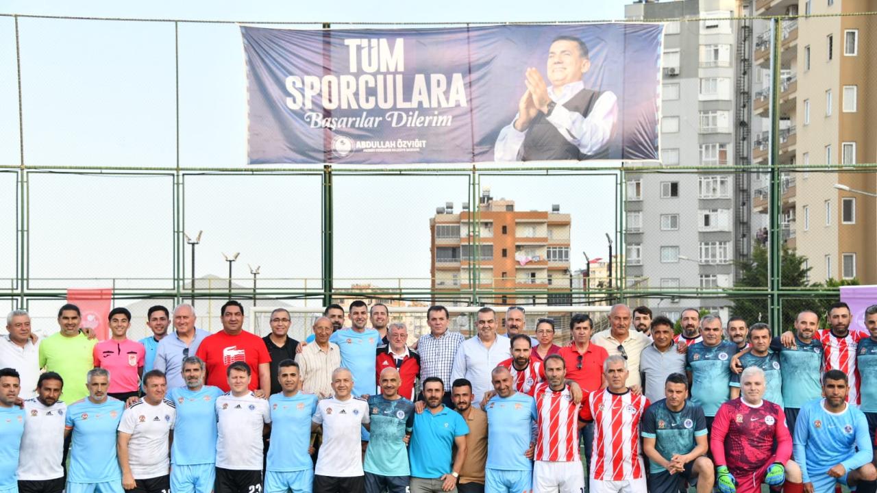 19 Mayıs Veteranlar Futbol Turnuvası sona erdi