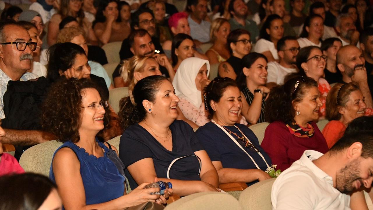 Yenişehir Belediyesi Mersinlileri sanatla buluşturuyor