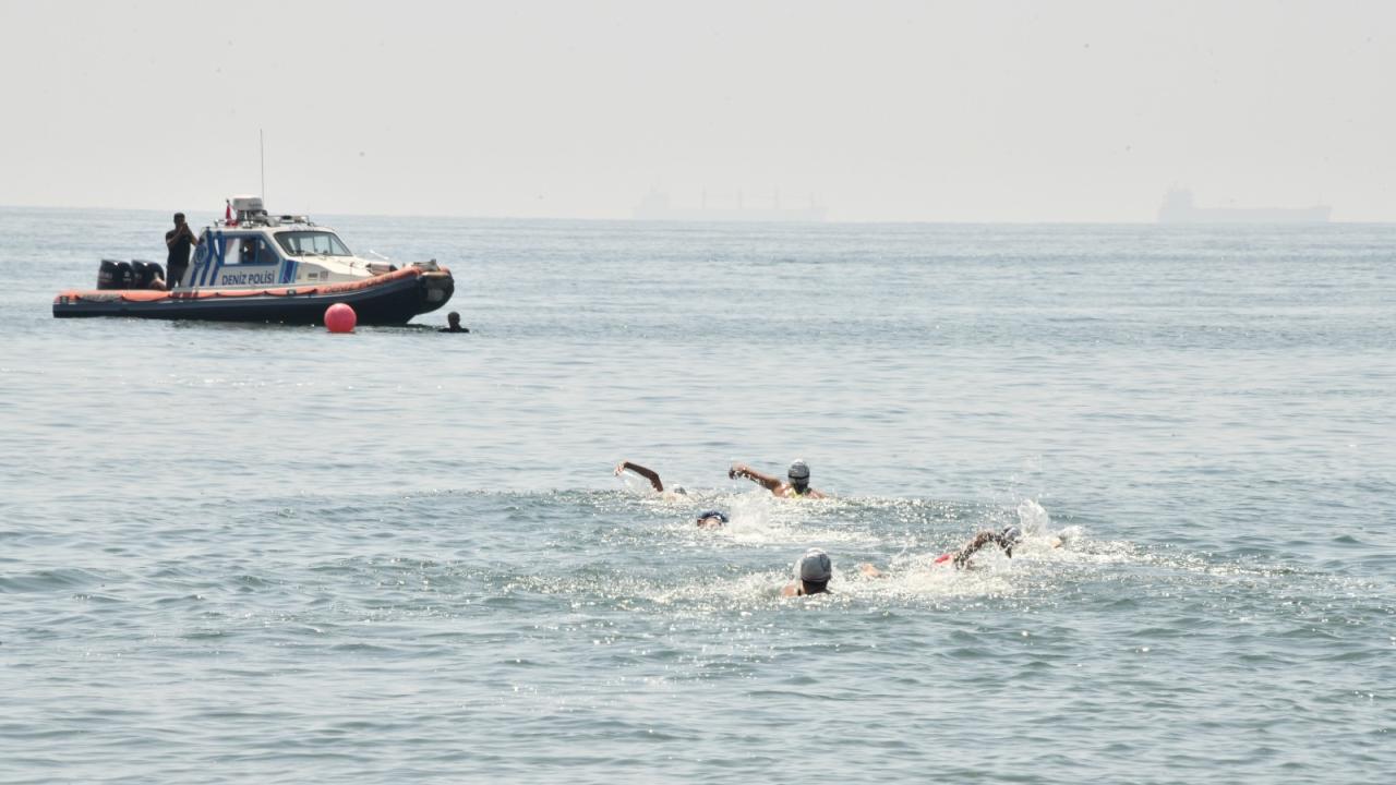 Aquatlon yarışlarında 64 sporcunun 45’i Yenişehir Belediyesi adına yarıştı