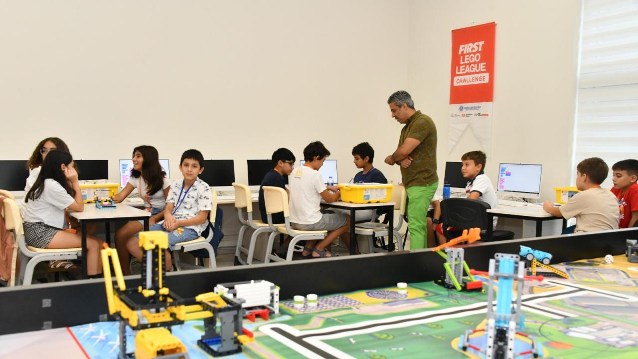 Yenişehir Belediyesinden çocuklara robotik kodlama ve LEGO eğitimleri