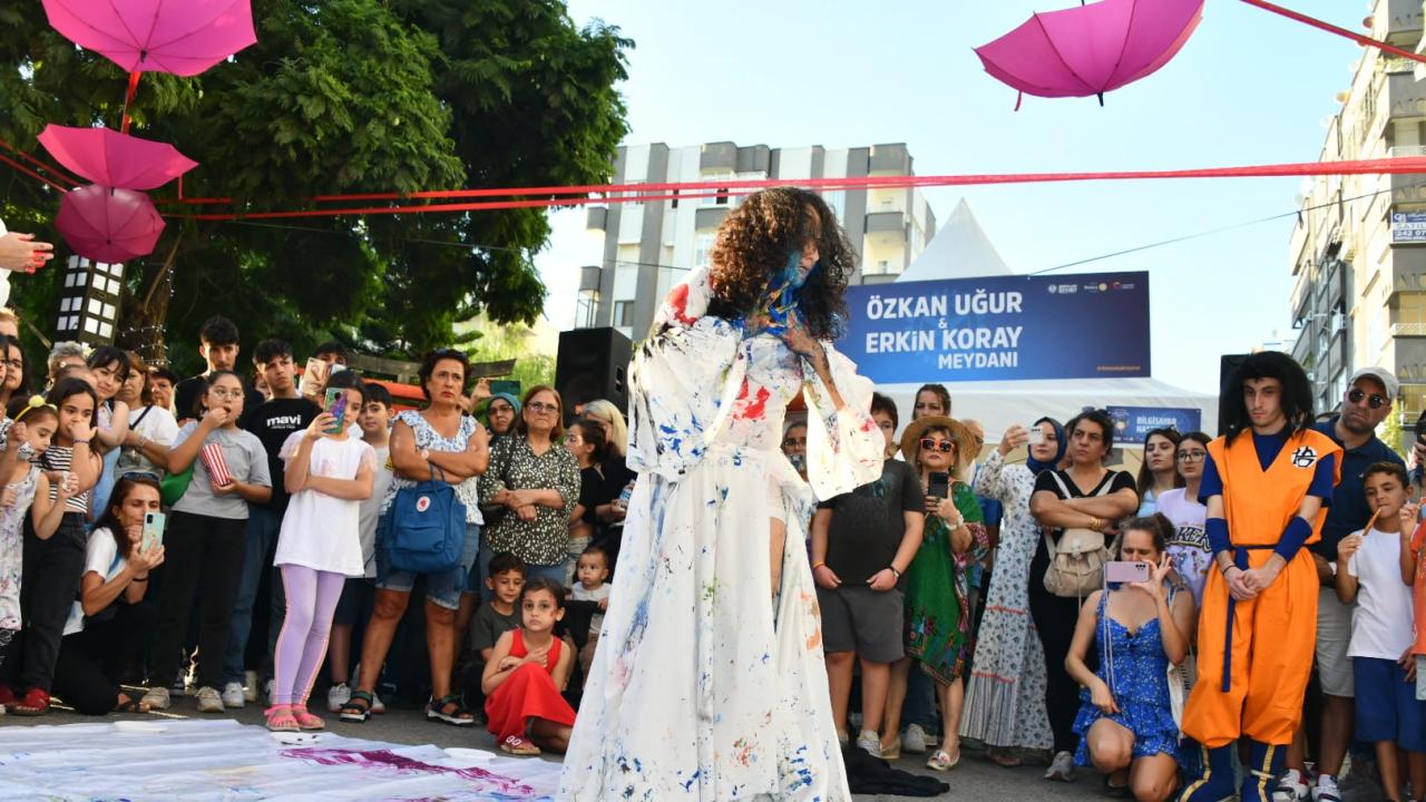 Mersinliler 5. Mersin Kushimoto Sokağı Sokak Sanatçıları Festivali’ne yoğun ilgi gösterdi