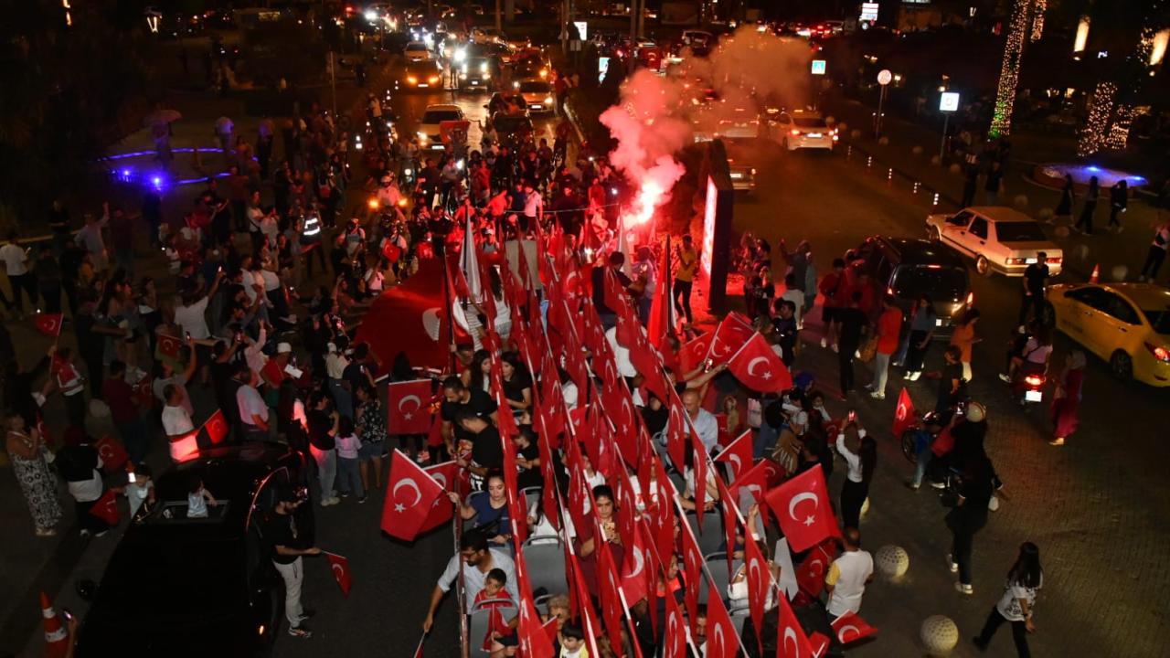 Yenişehir Belediyesinden 100.yıla yakışır kutlamalar 