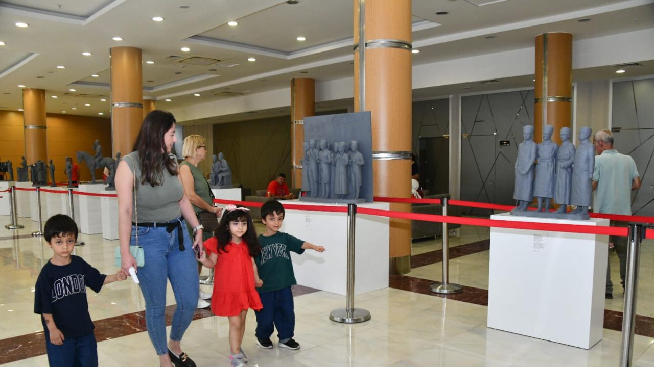 1Yenişehir Belediyesinden 100.yıla yakışır kutlamalar 