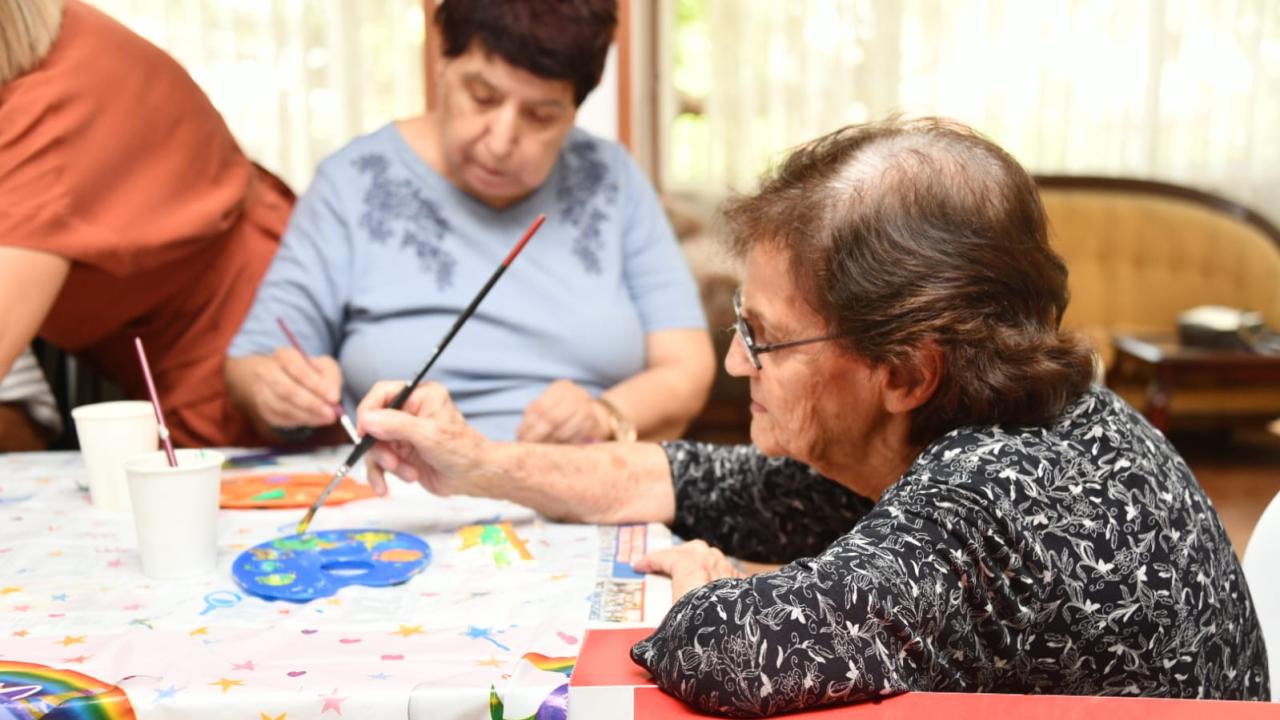 Yenişehir Belediyesinden huzurevi sakinlerine özel etkinlik