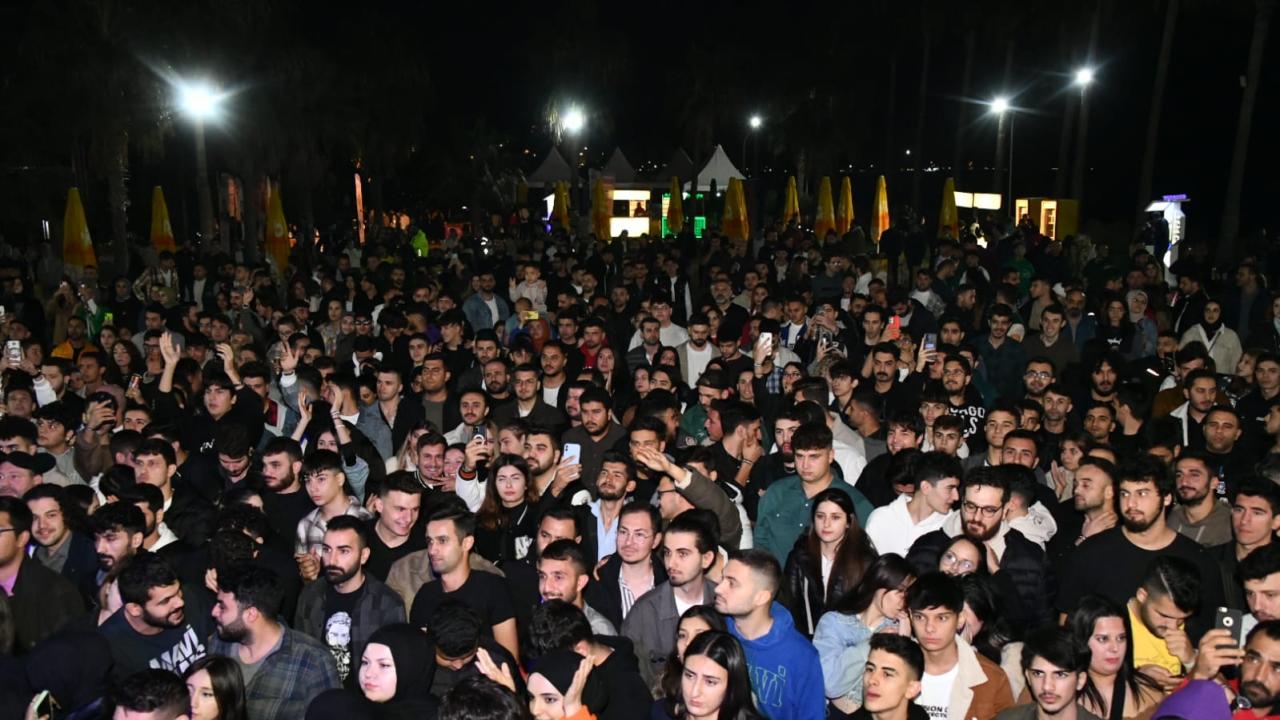 Yenişehir Belediyesi ücretsiz yemek uygulaması Öğrenci’Ye projesini hayata geçirdi