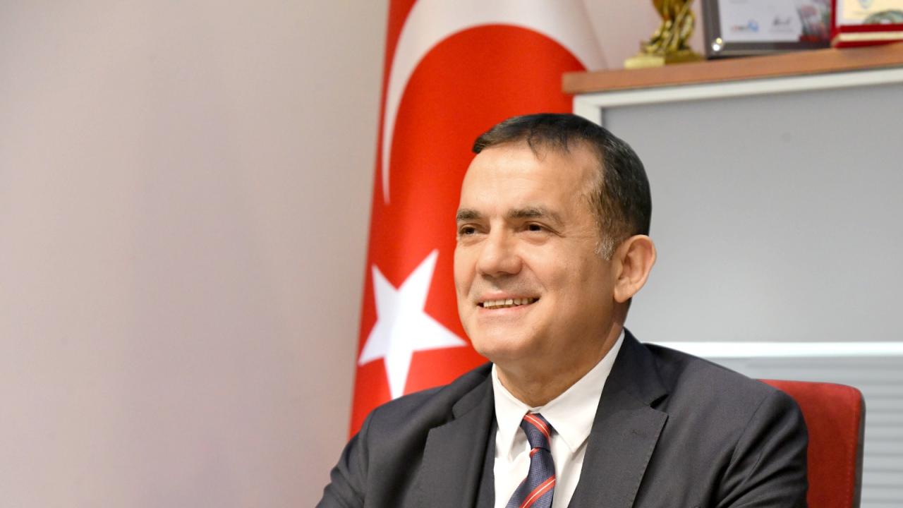 Başkan Abdullah Özyiğit, vatandaşların yeni yılını kutladı