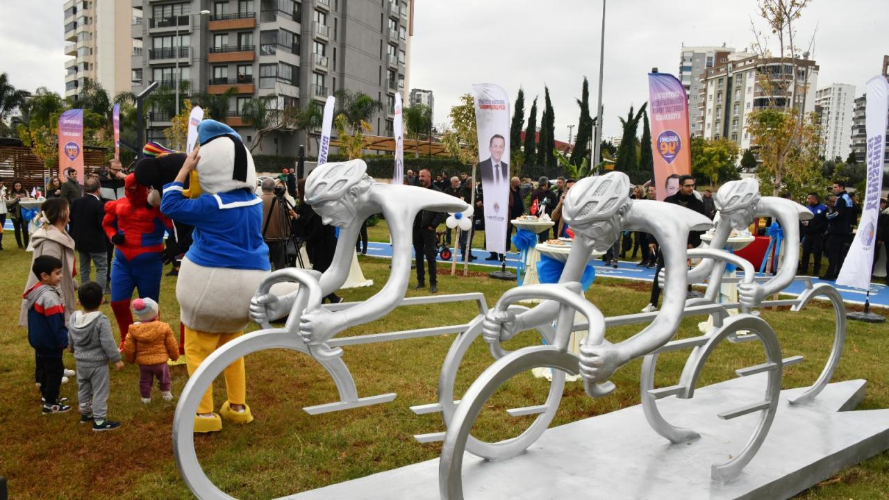 Yenişehir Belediyesi 5 bin metrekarelik bisiklet eğitim parkı açtı