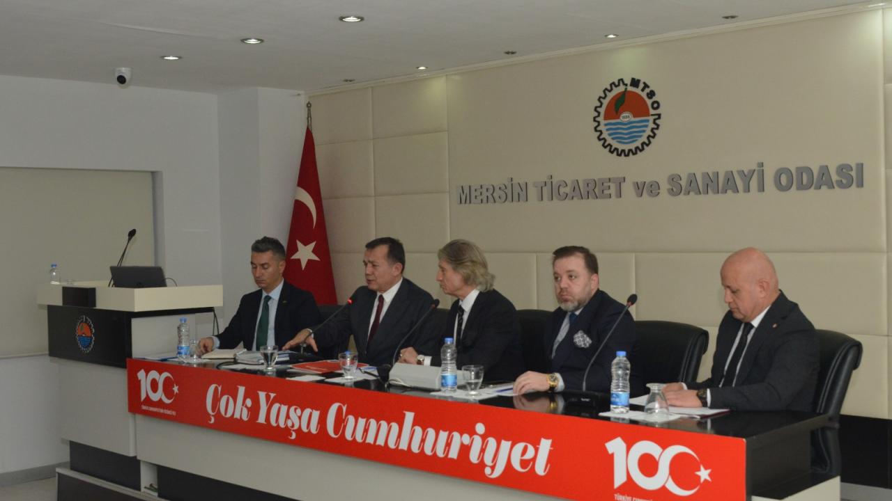 Başkan Abdullah Özyiğit, “Yenişehir Belediyesi borçsuz bir belediyedir”