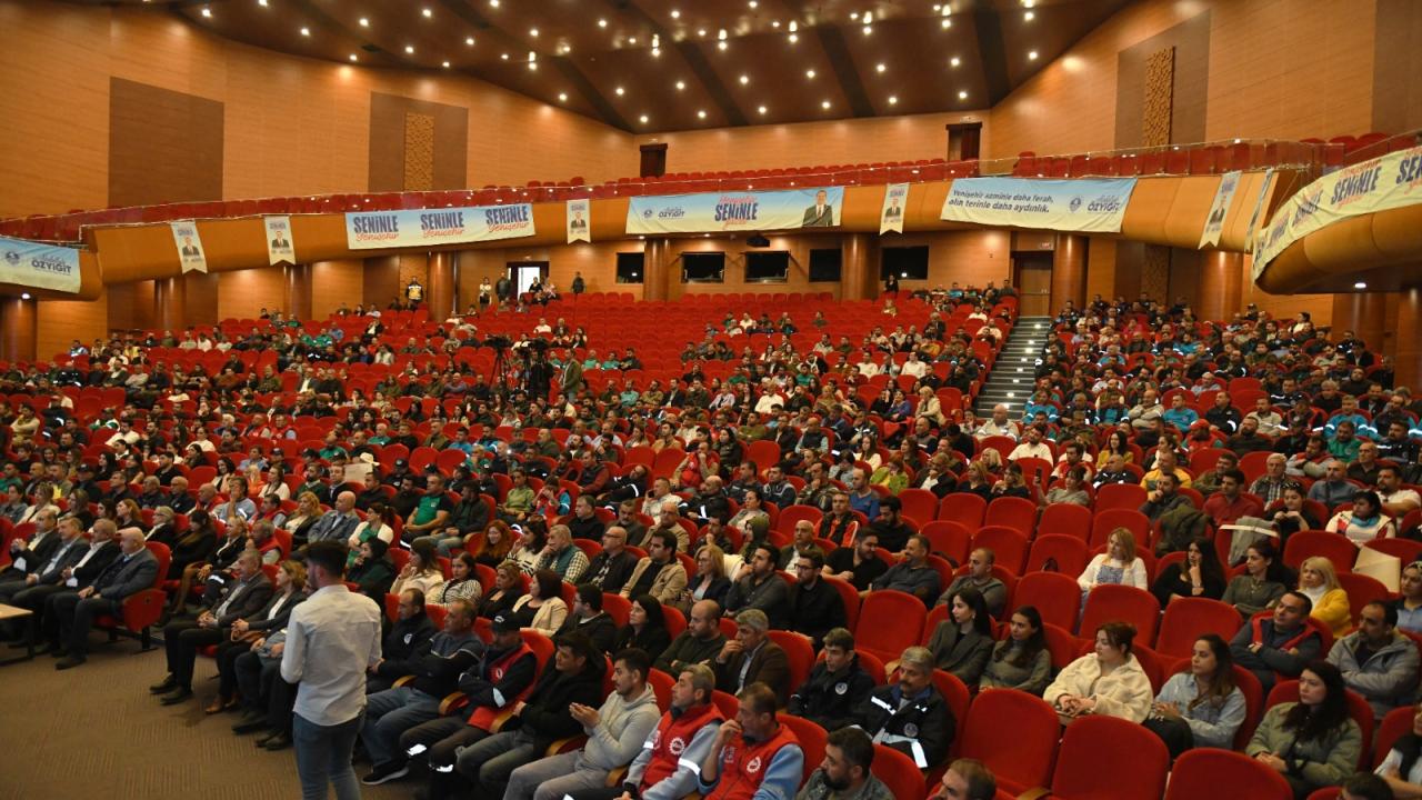Mersin’de en yüksek işçi ücreti Yenişehir Belediyesinden