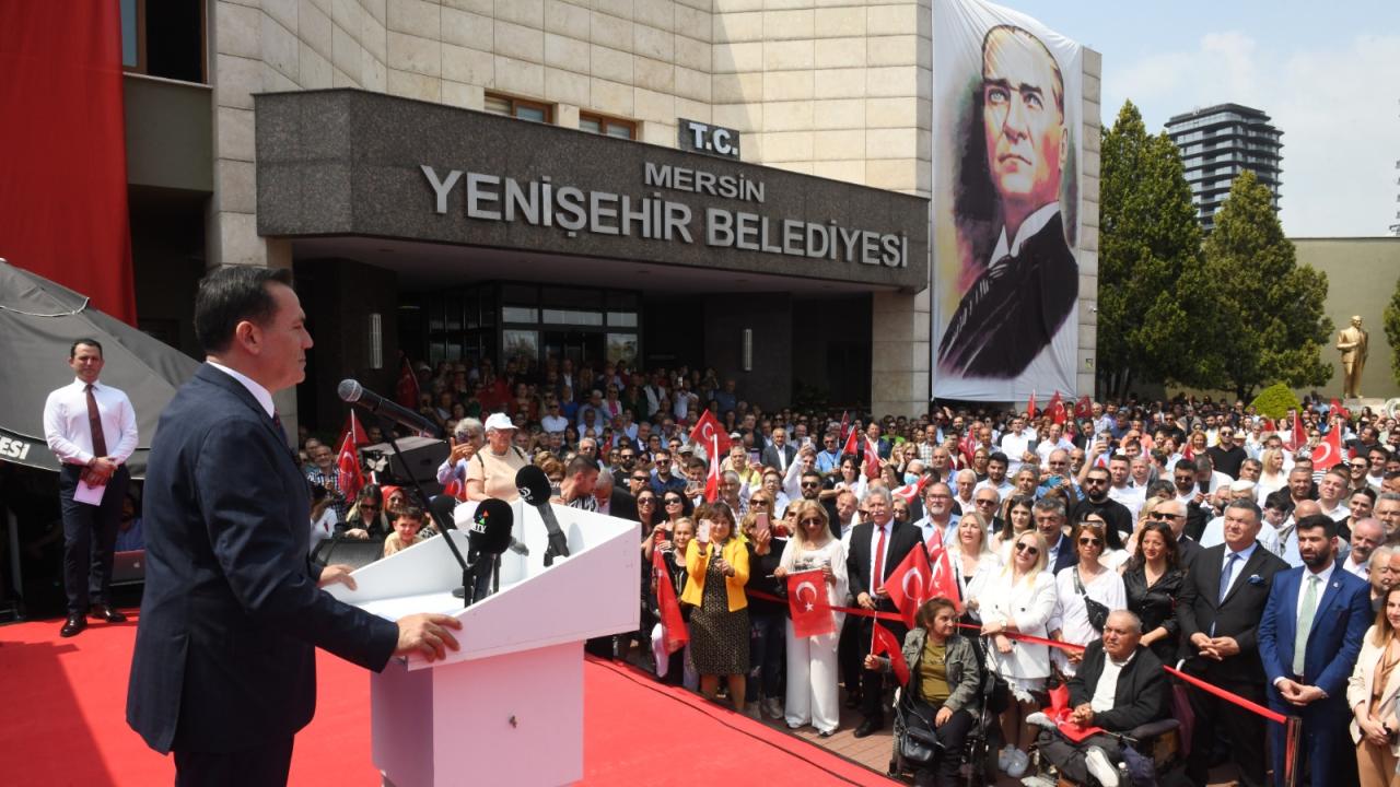 Başkan Abdullah Özyiğit, mazbatasını aldı