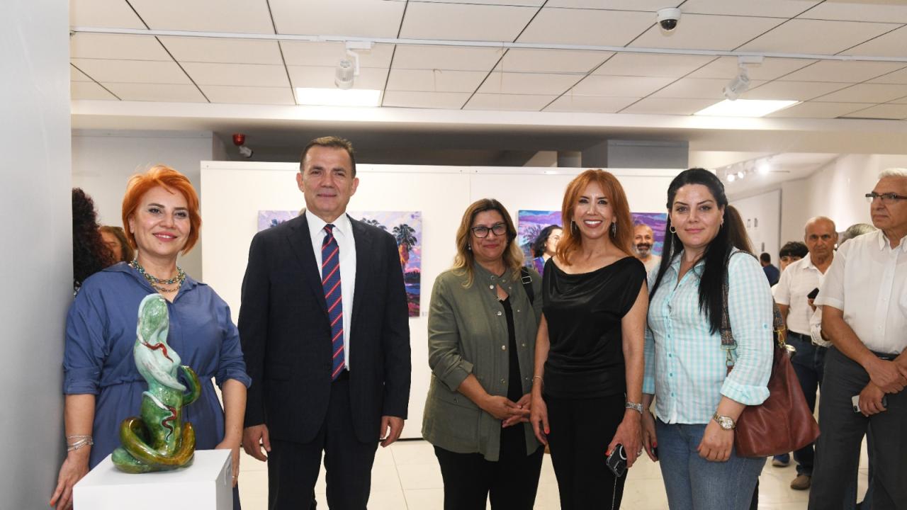 Yenişehir Belediyesi Çukurova’da üreten sanatçıları sergide buluşturdu