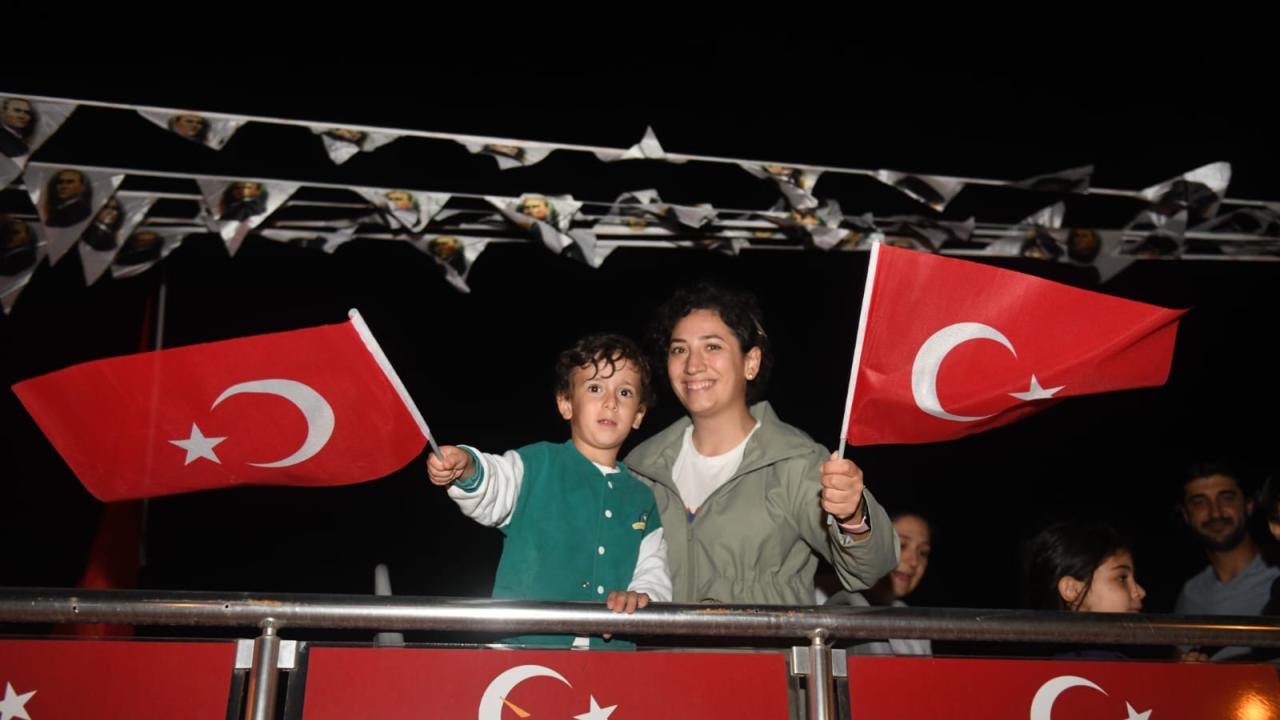 Yenişehir Belediyesi 19 Mayıs’ta şehir korteji düzenledi