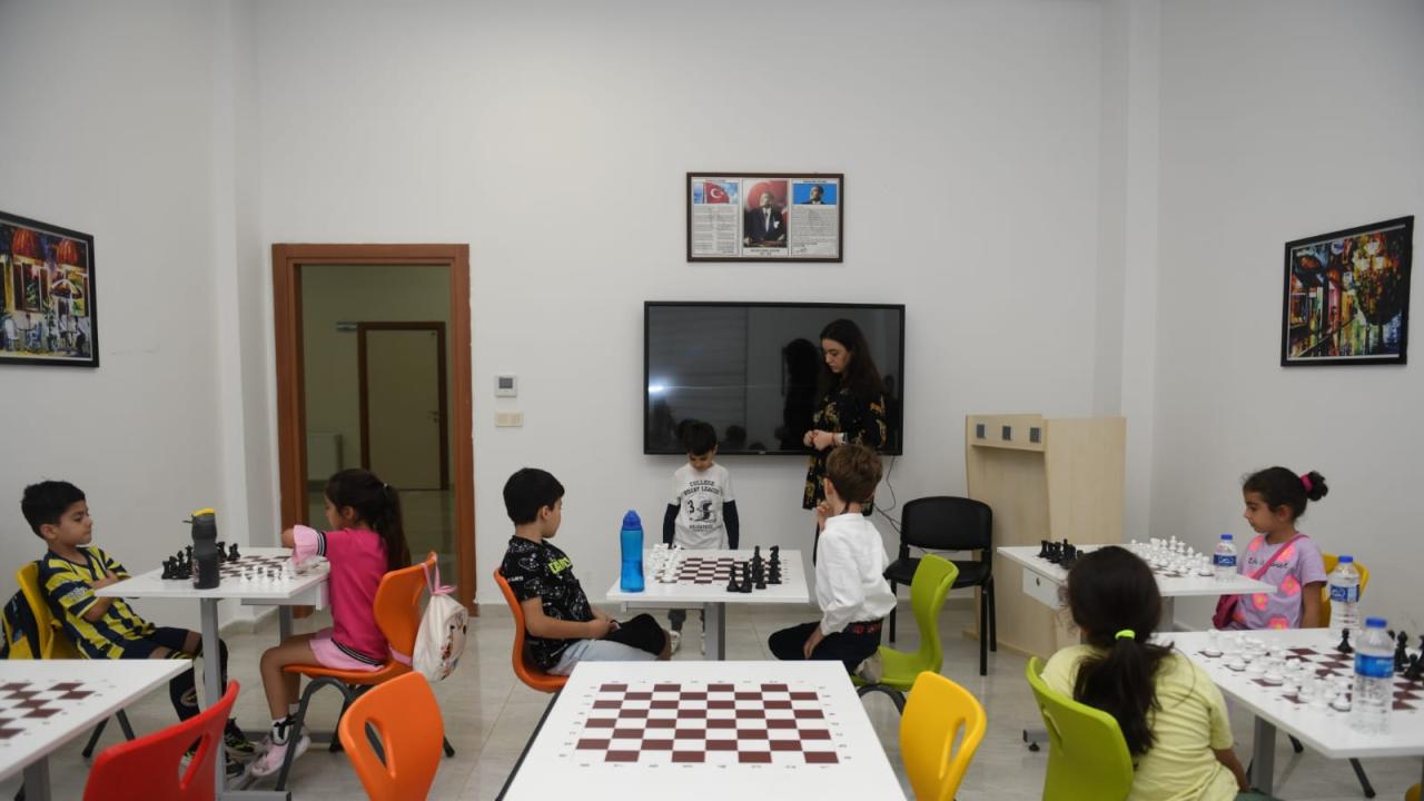 Yenişehir Belediyesinin atölye temelli eğitimleri devam ediyor