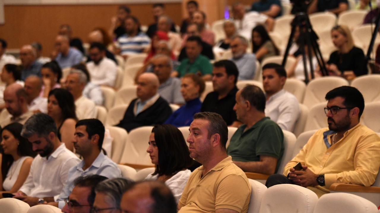 Başkan Özyiğit, “Yenişehir Belediyesi yenilenebilir enerjiye geçiyor”