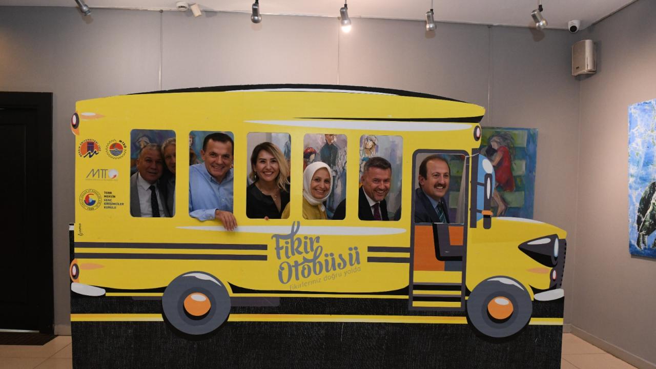 Başkan Özyiğit, Fikir Otobüsü Yarışması’nın jüri üyeliğini yaptı